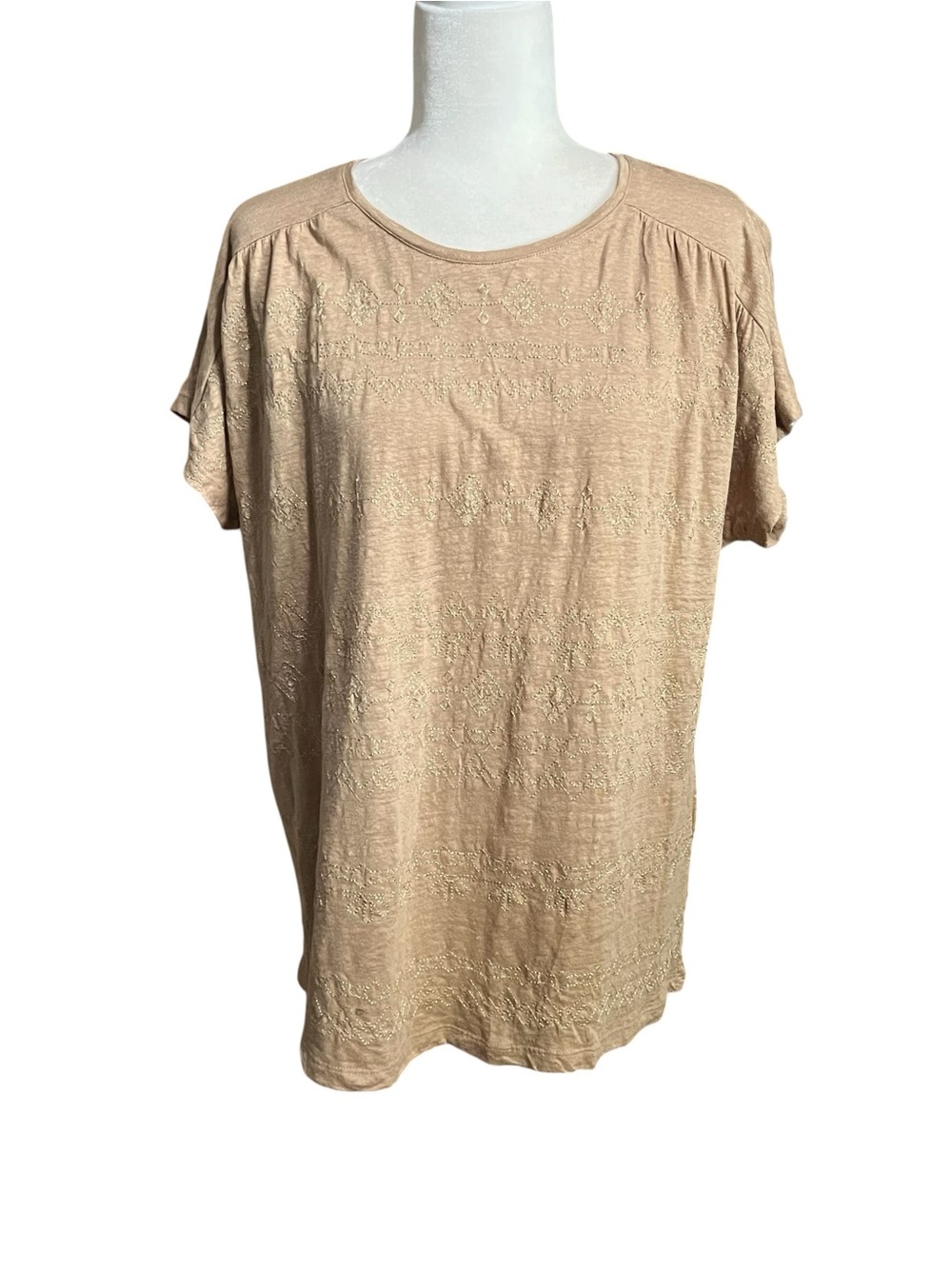 Chicoโs ๐ฏ% linen Short-Sleeve Beige Embroidered shirt